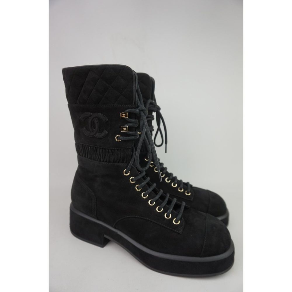 Chanel Women's Black Suede Lace Up Combat Boots Quilted CC Logo Size 38